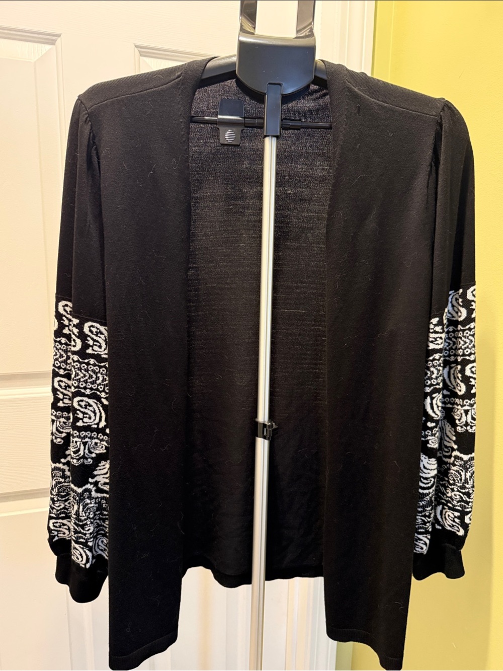 Chico's Black Open Front Cardigan with White Patterned Sleeves